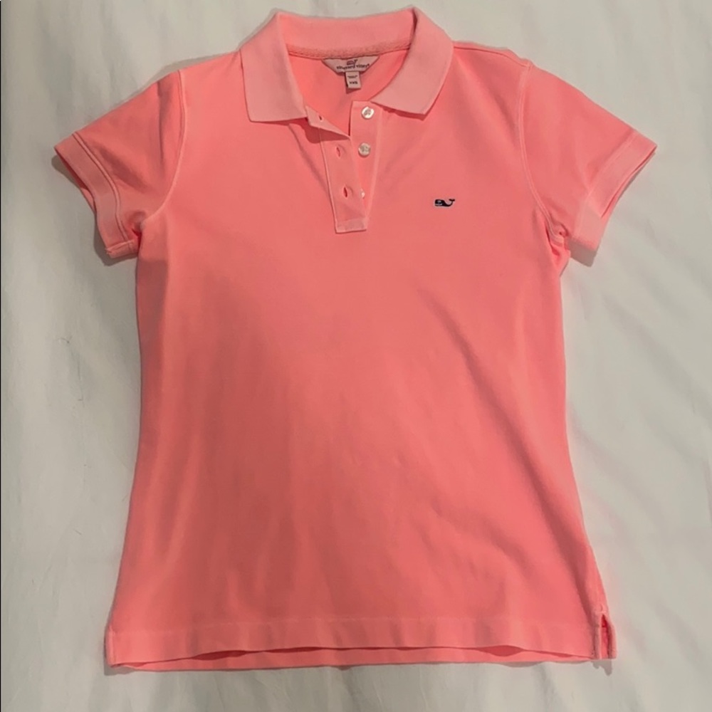 Bright pink vineyard vines top! Only worn twice!